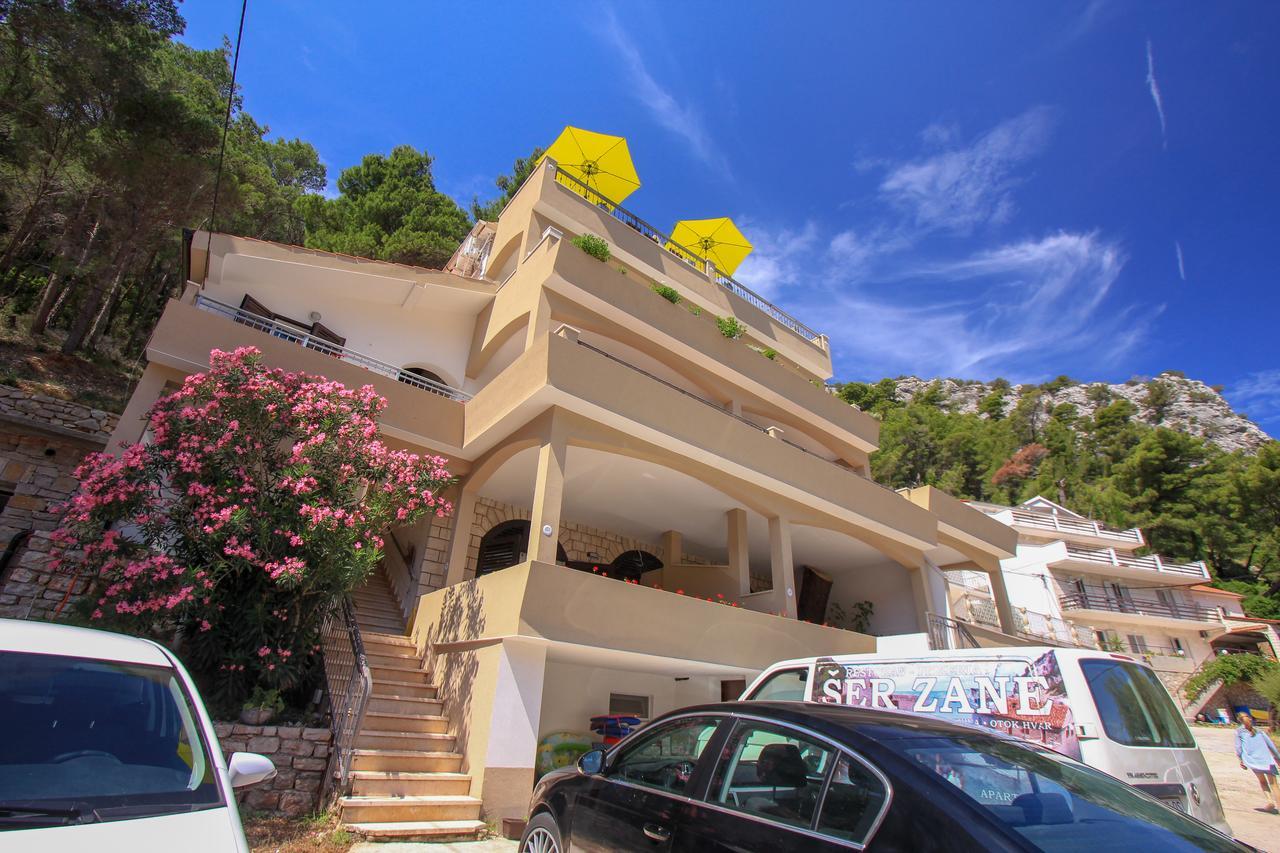 Apartment Cesare 3 Zastrazisce Exterior photo